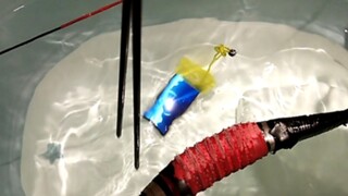 当手机在水里能抽出夜兰么…