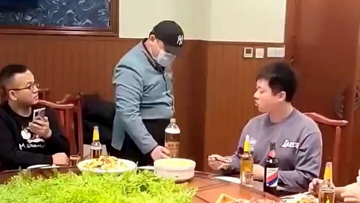 วิดีโอยาวมาก แต่มิตรภาพก็ยาวนานไม่แพ้กัน