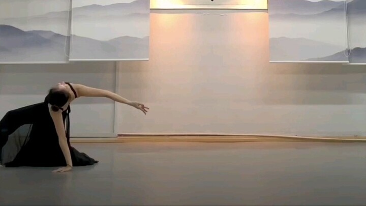 【يوياو وو فانغ】 الأصلي "تحت البحر" مثل الجنية، جميل جداً