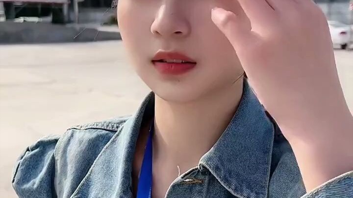 أظن أن المدرب كان يعلم بالفعل أنني أكذب عليها.