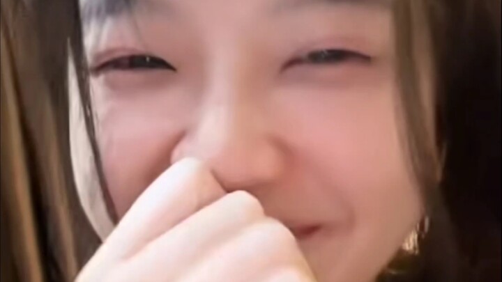 【تشيان تشيان لونغ】 ابن أخت تشيان تشيان: عميّة، سأنام معك الليلة