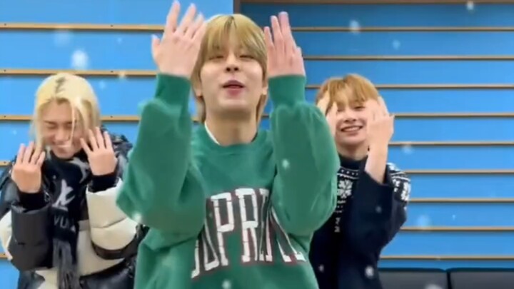 [Shin Yuna & Lee Yongjoo & Lee Chaeryeong & Kim Seungmin & Yang Jeongin] Turns out they've all dance