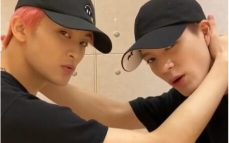 [NCT/TIKTOK] Taeyong Mark Jeno cover ca khúc mới CRIMINAL của TAEMIN