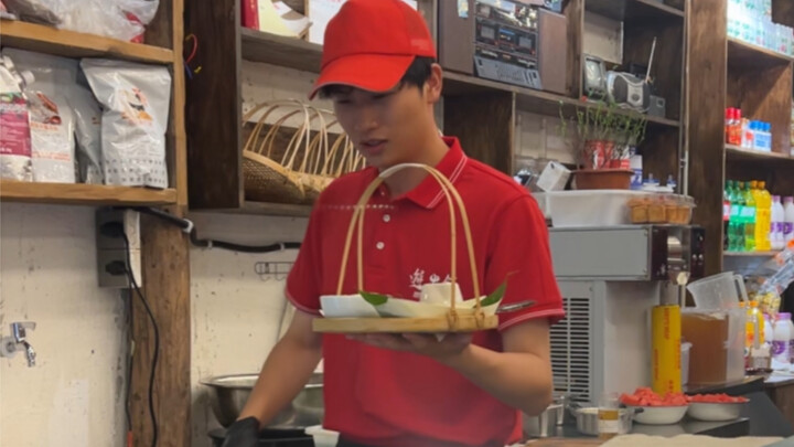 挑战0元玩一城！做火锅小哥打工式赚钱旅游！！