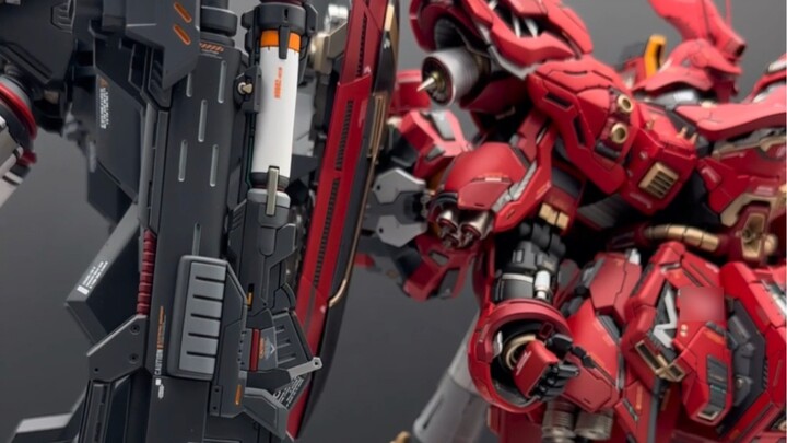 วันนี้มาแบ่งปัน Sazabi กันไหม? 【ร้านโมเดลของชาร์】