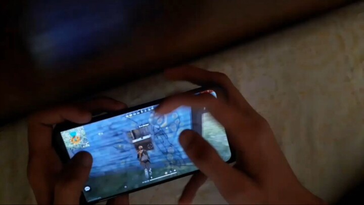 NHỮNG PHA BẮN ĐẲNG CẤP TRONG FREE FIRE - USAMA FREE FIRE #105