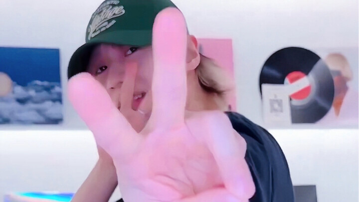 【Tantangan tarian girl grup terbaru Taemin】 Versi lengkap + potongan individu, benar-benar jatuh cin