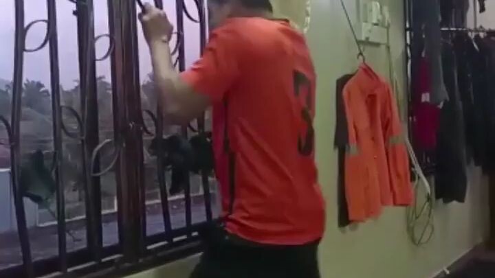 ubos Ang ulam eh .🤣🤣