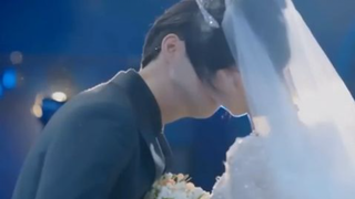 Dia lari dari pernikahan, tapi tergoda oleh pamannya sendiri