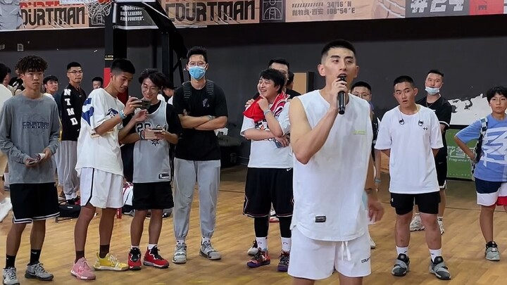 Totally a demolition crew member 🌚