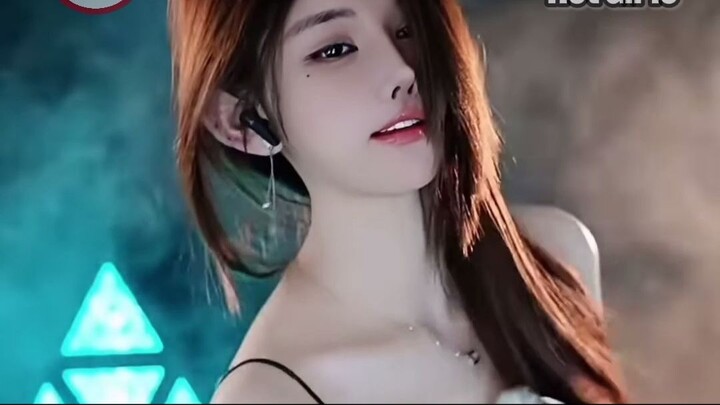 Sexy BJ Dance ＂Something＂ by Girl's Day #美女 #beauty #tiktok #douyin #辣妹 #douyu