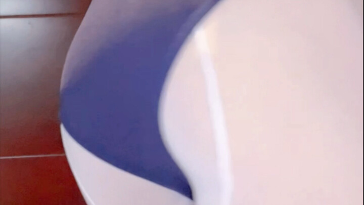 Wanita Palsu | Hari Pertama Belajar Menggoyangkan Pinggul