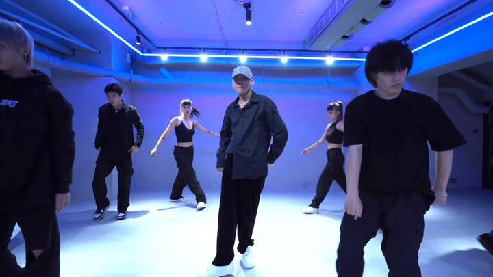 【Liu Yuxin｜Me and I】Rehearsal Room Dance Version by SUGAR....