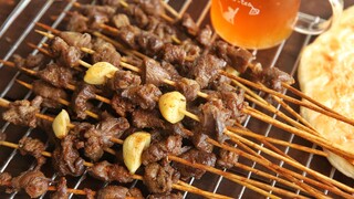 1KG Chân Giò Cừu Làm Thành Thịt Xiên, Ăn Cùng Naan Nướng Và Kvass!