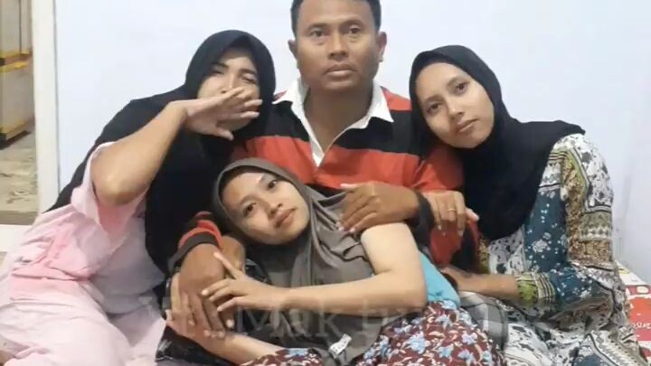 kasian cowok'a😭😭