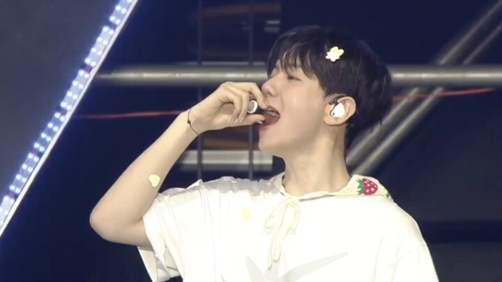 [Baekhyun] Seoul encore show, official channel stage of “PARANOIA” released (240728)