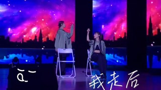 للمرة الأولى أقف حافي القدمين على المسرح وأرقص رقصتي الخاصة، إنها تجربة جديدة مرة أخرى.