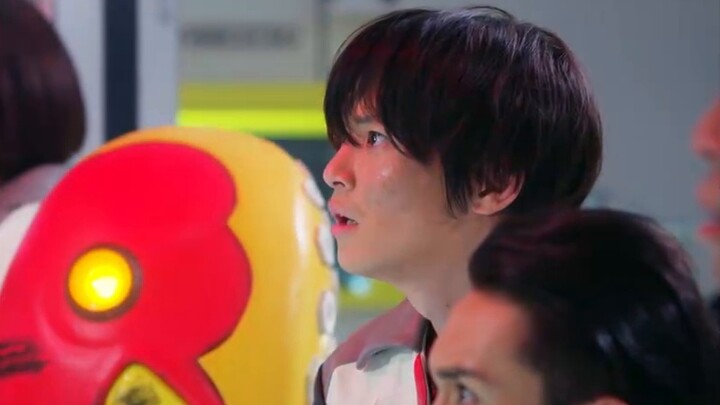 "As expected of the Daikoku Happy Type, it turns red right away!"