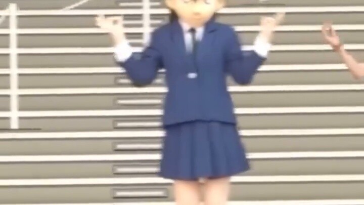 In case you haven't seen Maori Ran dance