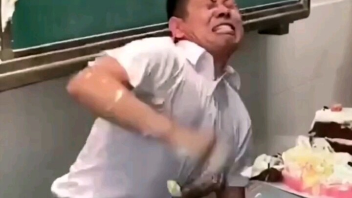 ครู: ทาให้ลูกเจ็บ แต่ครูเจ็บใจกว่า #ตลก