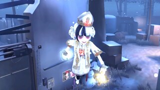 Open the door to fight the new rogue cheerleader