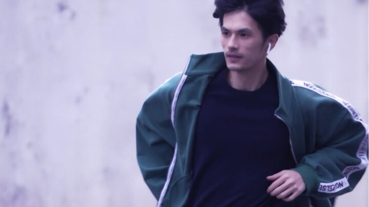 ชุดนี้ทำให้ลุงดูเด็กลง