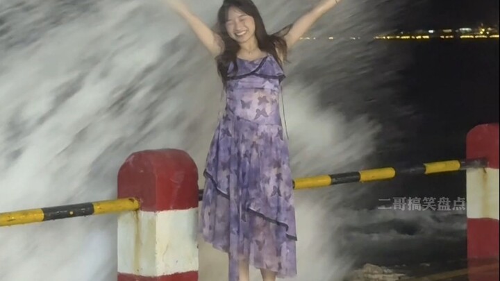 Socially awkward moments at the water park—hurry up and find a crack to crawl into!