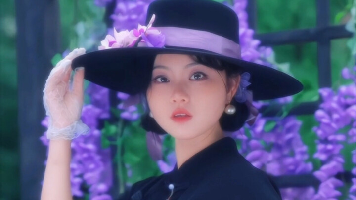 Challenge a color every day - the old dream of wisteria