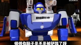 急先锋跟洛洛讲述月神殿的遭遇，说自己师傅狂妄自大