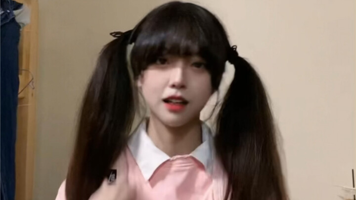 “Không ai có thể từ chối tóc đuôi ngựa đôi”