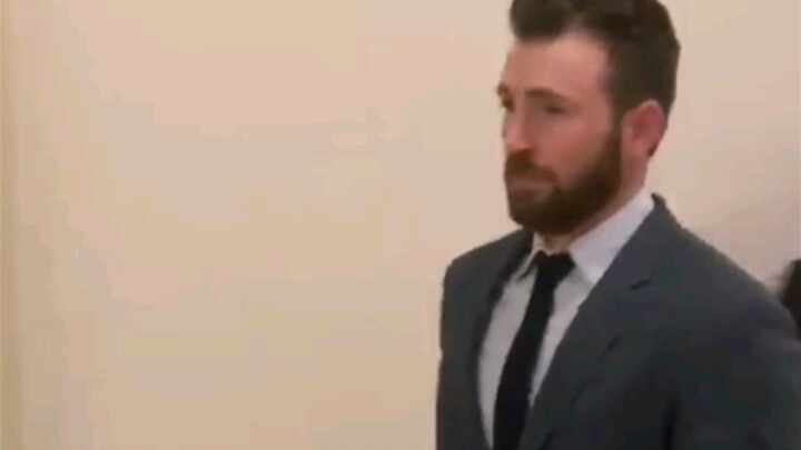 [Đội trưởng Mỹ Chris] Bồ Tát Mỹ, phổ độ chúng sinh