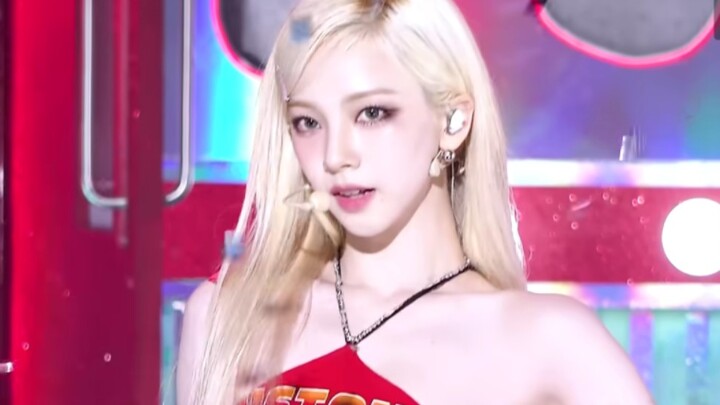 Nóng bỏng rực lửa! Cả đoạn chỉ focus chân! Clip trực tiếp spicy khoai tây của aespa Yoojimin – Minmi