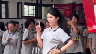 Câu lạc bộ khiêu vũ đường phố tuyển thành viên mới nhảy kể đi‼ ️#女高中生#青春活力#wondergirls