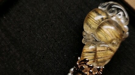 The hairpin artisan's own hairpin, hehe!