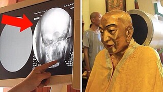 Този 200 Годишен Монах Медитира до Наши Дни