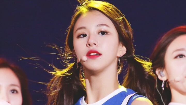 สาวงามผู้เปี่ยมเสน่ห์แต่ถูกมองข้ามไปอย่างสิ้นเชิง ซอนแชยอง! ขอให้ JYP หันมาให้ความสำคัญกับเธอมากกว่า