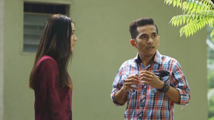 RINDU YANG TERTUNDA (2017).