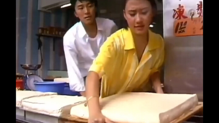 He Comes from the Martial World – Stephen Chow Shows How to Win Over a Mother and Daughter