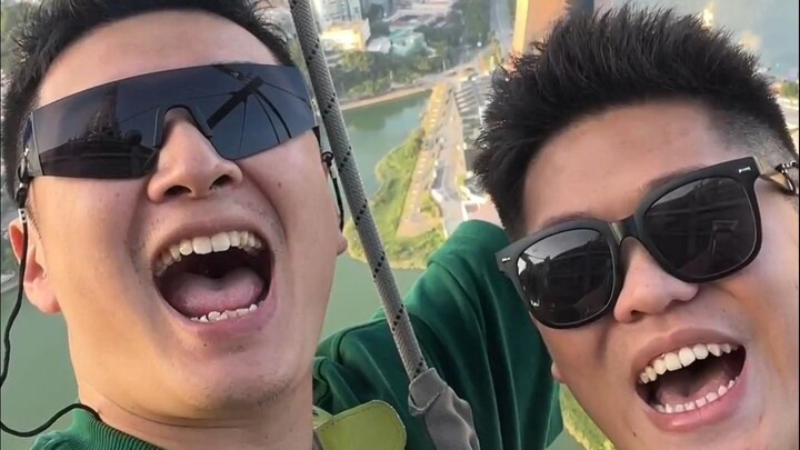 هذا ينبغي أن يكون حتى الآن أكثر أشكال السعادة صعوبةً وارتفاعًا.