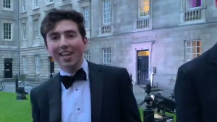 الجوقة المبهرة: «Beautiful Girls»