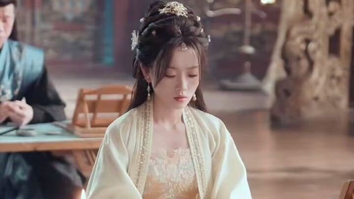 Auditor Jadi Menantu Kesayangan