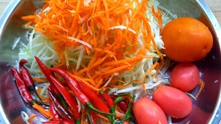 ส้มตำ ส้มตำรสเด็ดตำมะละกอ รสแซ่บ ใส่ถาด|ตำถาด green papaya salad