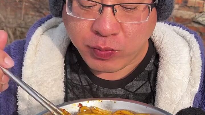 Apa kalian berani mencoba mi ini?