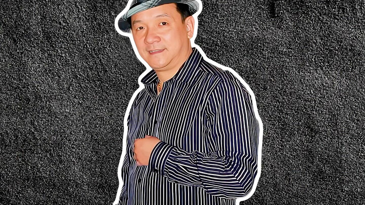Một khuôn mặt lột tả đủ mọi cảnh đời nơi phố thị, một ánh mắt chứa trọn sự chân thực của nhân gian.