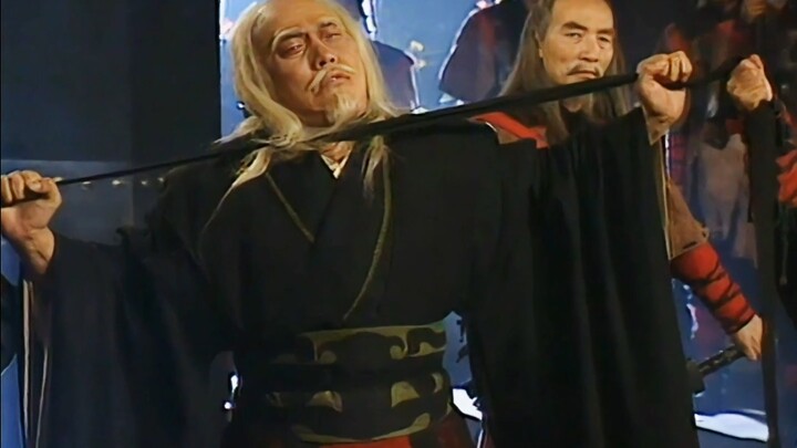 Pada bulan kesepuluh musim dingin, Raja Cheng bunuh diri dengan menggantung dirinya.