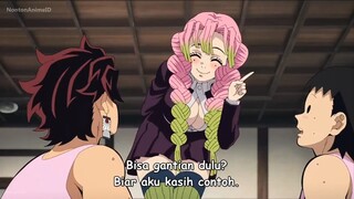 udah seneng banget tangan nya di pegang Mitsuri, ekspetasi malah buat dia trauma🤣🤣