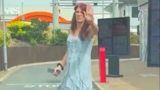 If you want me to turn around, send me 500,000! _Never in a million years did I expect this_ Veganis