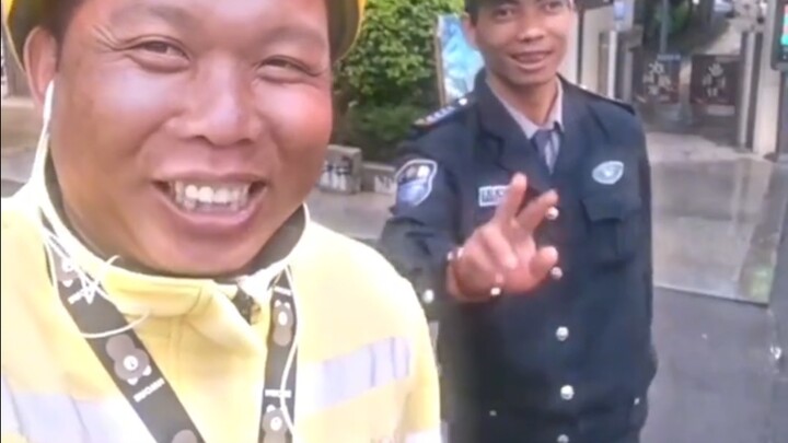 Hoa có ngày nở lại, người chẳng còn tuổi trẻ.