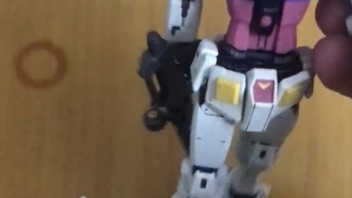 Nó đã được phát hành được hai năm rưỡi và đã vượt qua tổ tiên ban đầu của thế giới.