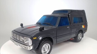 Conscientious company sells two products for the price of one! Transformers MP56 Pioneer